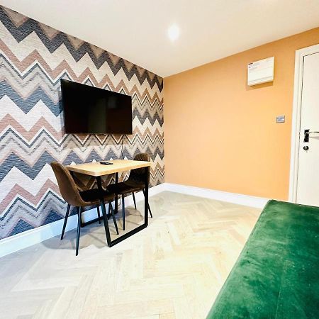 Flash Sale Brighton Train Station 1 Bedroom Flat Bn137Che03 ภายนอก รูปภาพ
